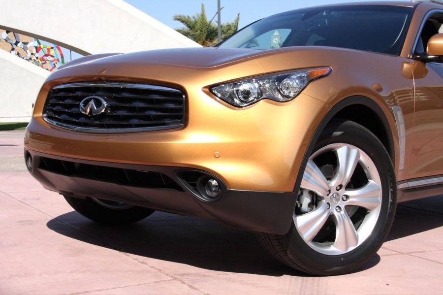  Infiniti FX35 2008 года  (фото 43 из 53)